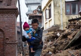 man-and-child-nepal